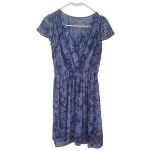 Short sleeve blue print pleated dress